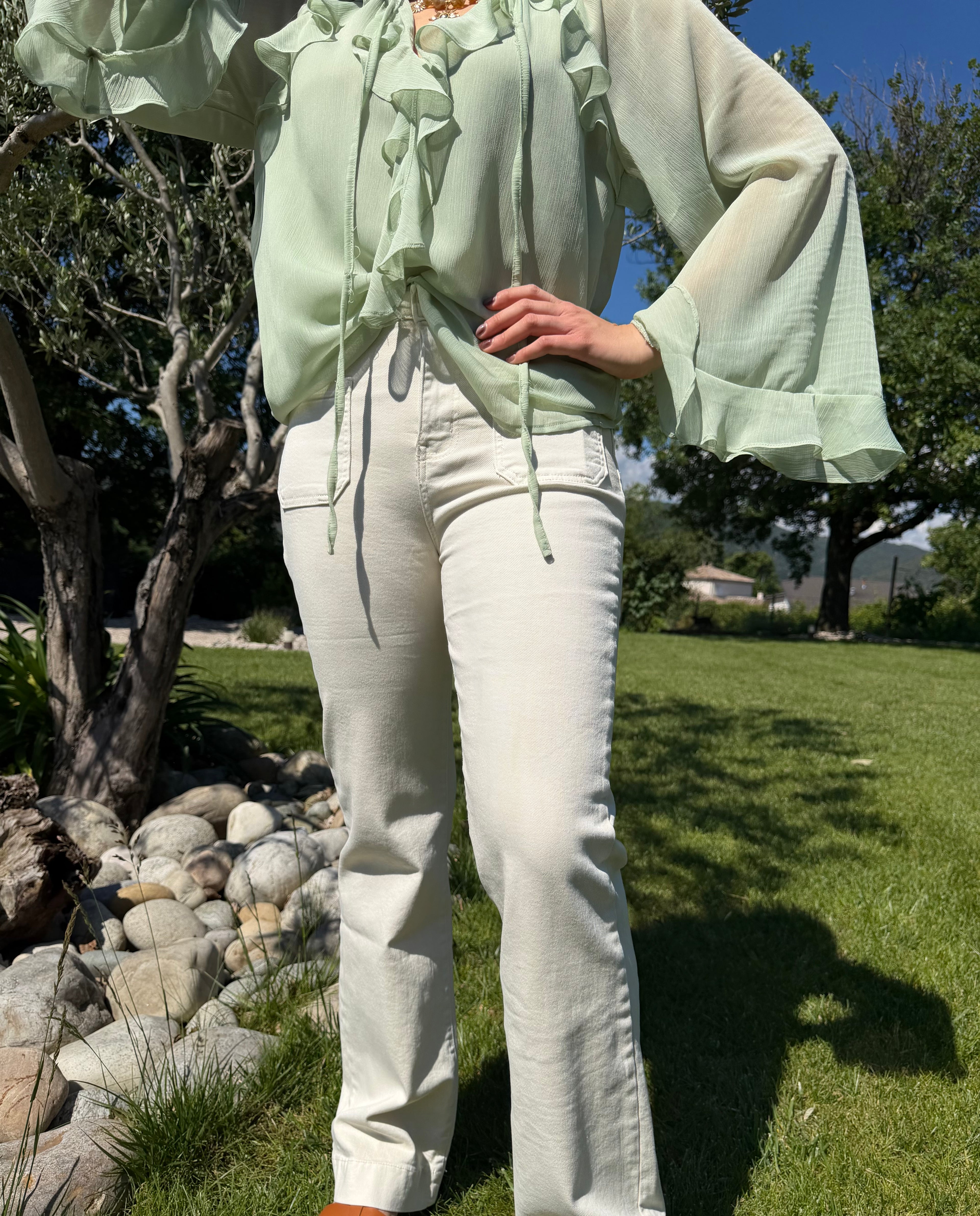 jean wide leg beige ajusté et large aux chevilles pour un style branché pour femme