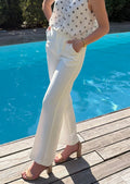 pantalon blanc de tailleur coupe droite style chic et élégant pour femme