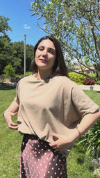 vidéo présentation tee shirt oversize taupe style décontracté pour femme
