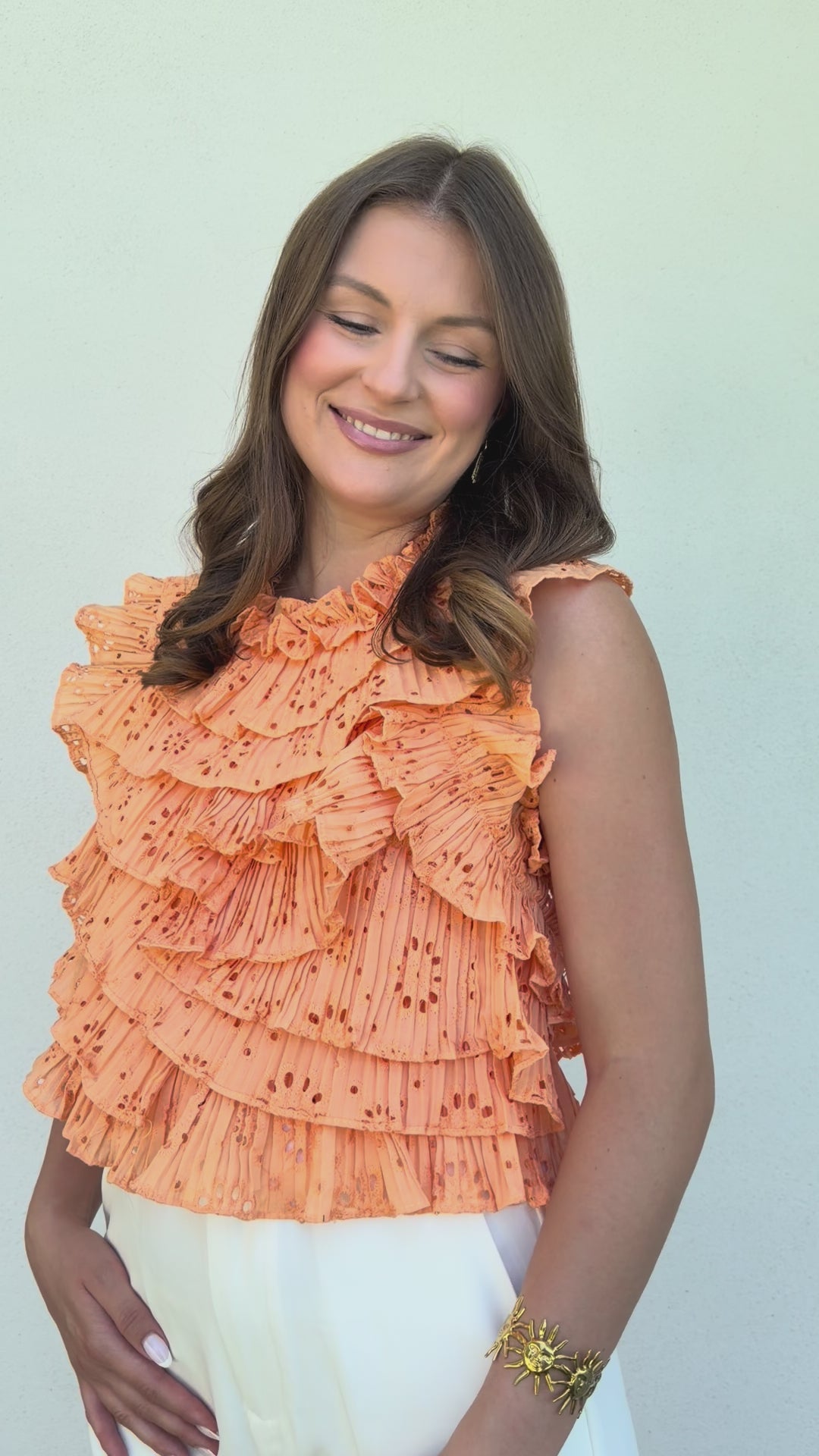 TOP | MADELEINE SAUMON