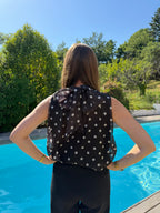 blouse noir à pois blanc sans manche style chic et élégant pour femme 